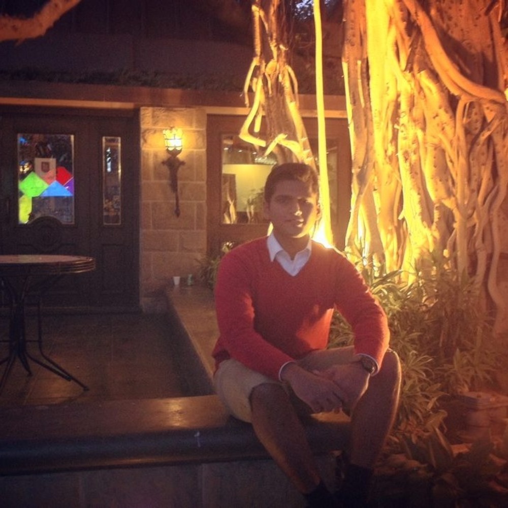 Meet your Posher, Emad